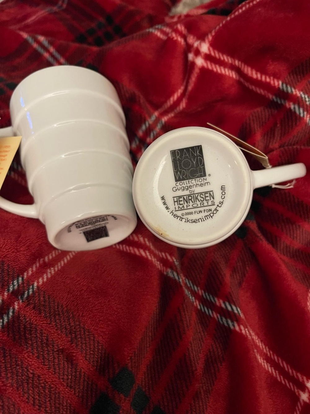 Guggenheim by HENRIKSEN IMPORTS Mugs